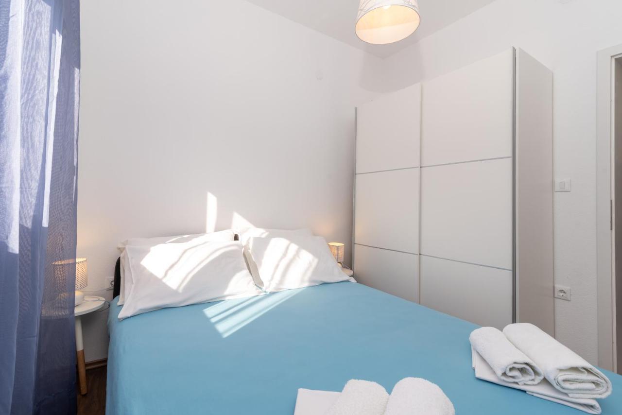 Apartments Bruna Trogir Exterior photo